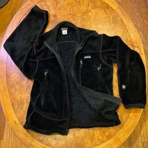 Patagonia soft zip up jacket